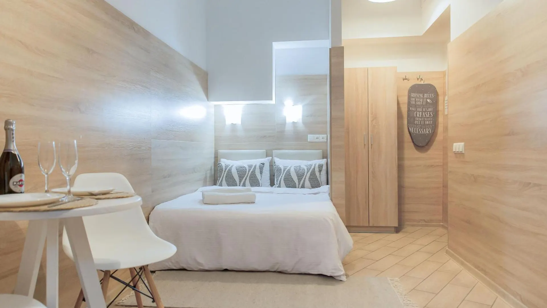 לבוב Smart Apartments Біля Оперного Театру 0*,