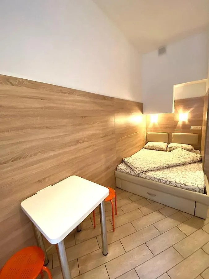 לבוב Smart Apartments Біля Оперного Театру 0*,  אוקראינה